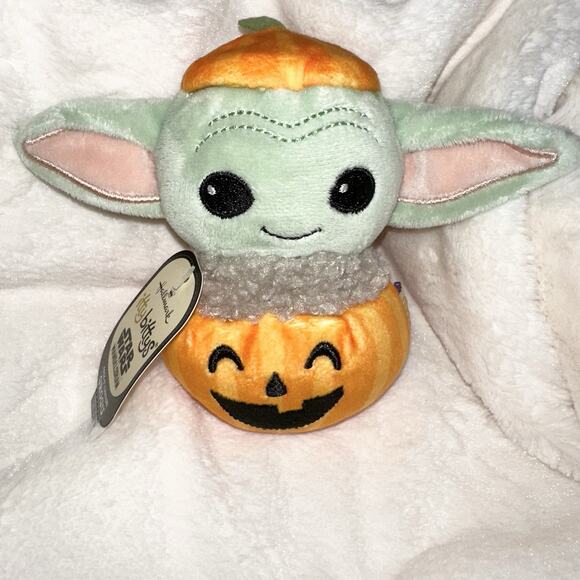 Hallmark Other - Grogu The Mandalorian Mini Plush Jack-O’-Lantern Hallmark Itty Bittys Halloween